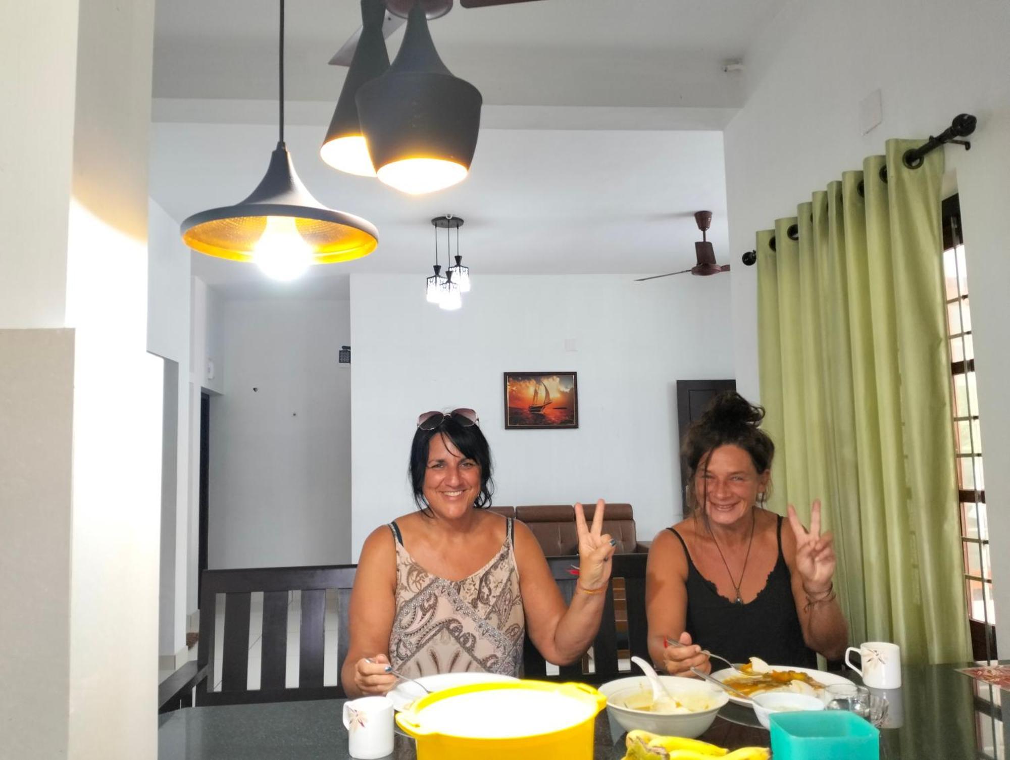 Bachan's Casa Cherai Beach